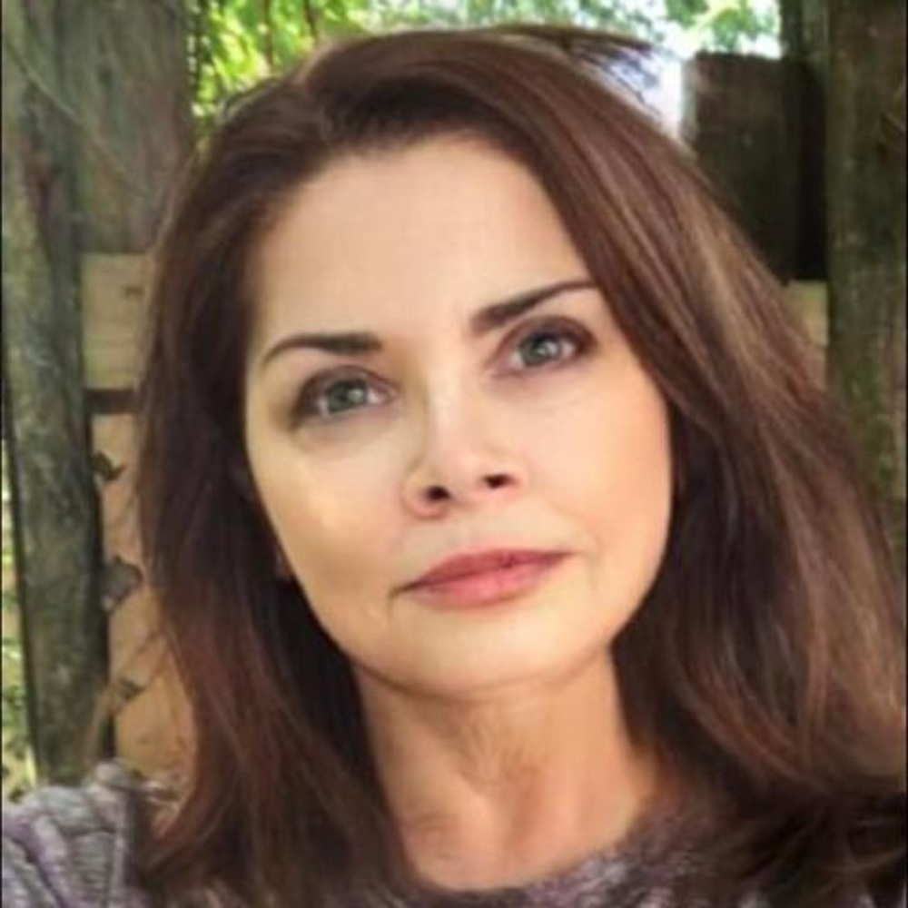Meet your Posher, Claudia m